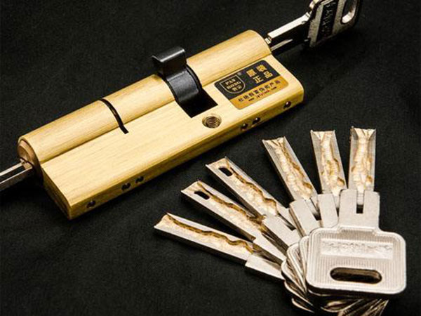 复兴24小时上门开锁公司