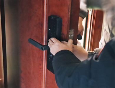 复兴24小时上门开锁公司